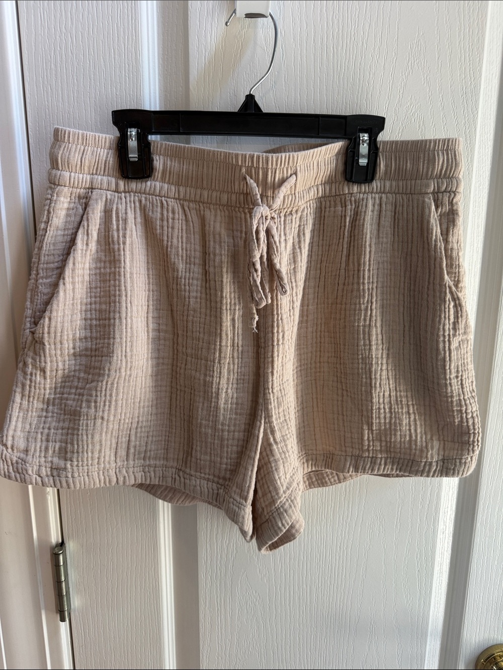 H&M Beige Drawstring Gauze Athletic Shorts